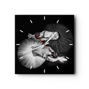 Wanduhr - Glasuhr - Ein Schwarzweißbild von zwei Ballerinas in einer dynamischen Pose. - 30x30cm - Jin und Jang – perfekte Balance - Moderne Wanddekoration für Wohnzimmer und Schlafzimmer ARTTOR