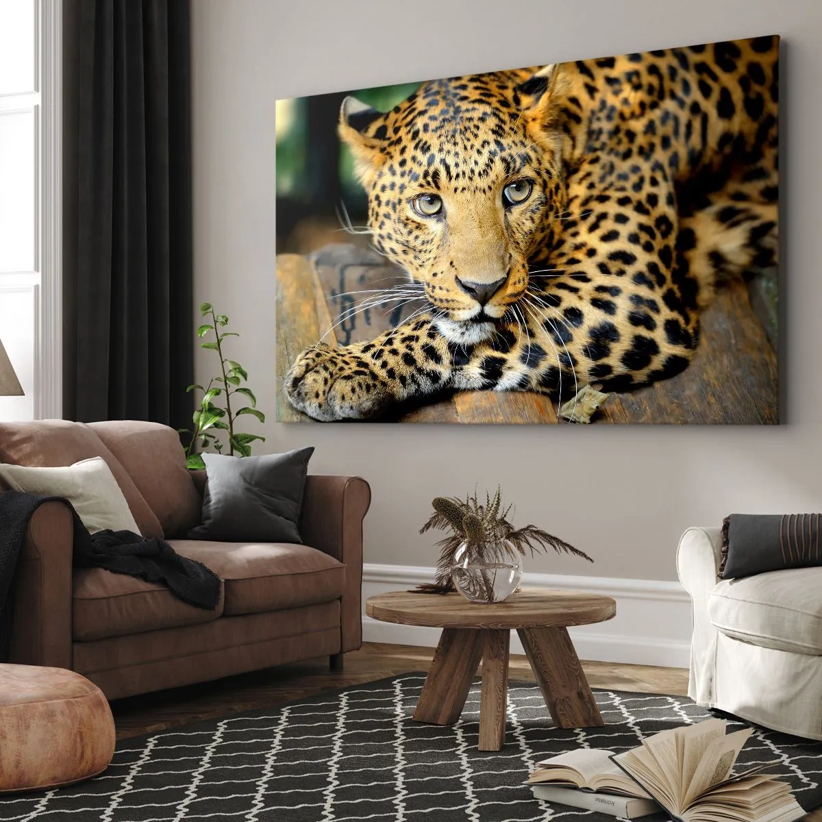 Bild auf Leinwand - Leinwandbild - Porträt eines Leoparden in seiner natürlichen Umgebung - 120x80cm - Keine Angst, komm mal her - Moderne Wanddekoration für Wohnzimmer und Schlafzimmer ARTTOR