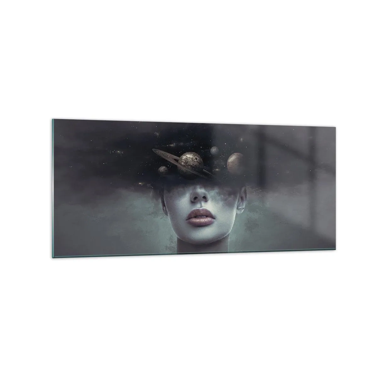 Glasbild - Bild auf glas - Ein Frauengesicht mit einem Planeten- und Weltraummotiv im Hintergrund - 120x50cm - Und die Planeten spielen verrückt ... - Moderne Wanddekoration für Wohnzimmer und Schlafzimmer ARTTOR