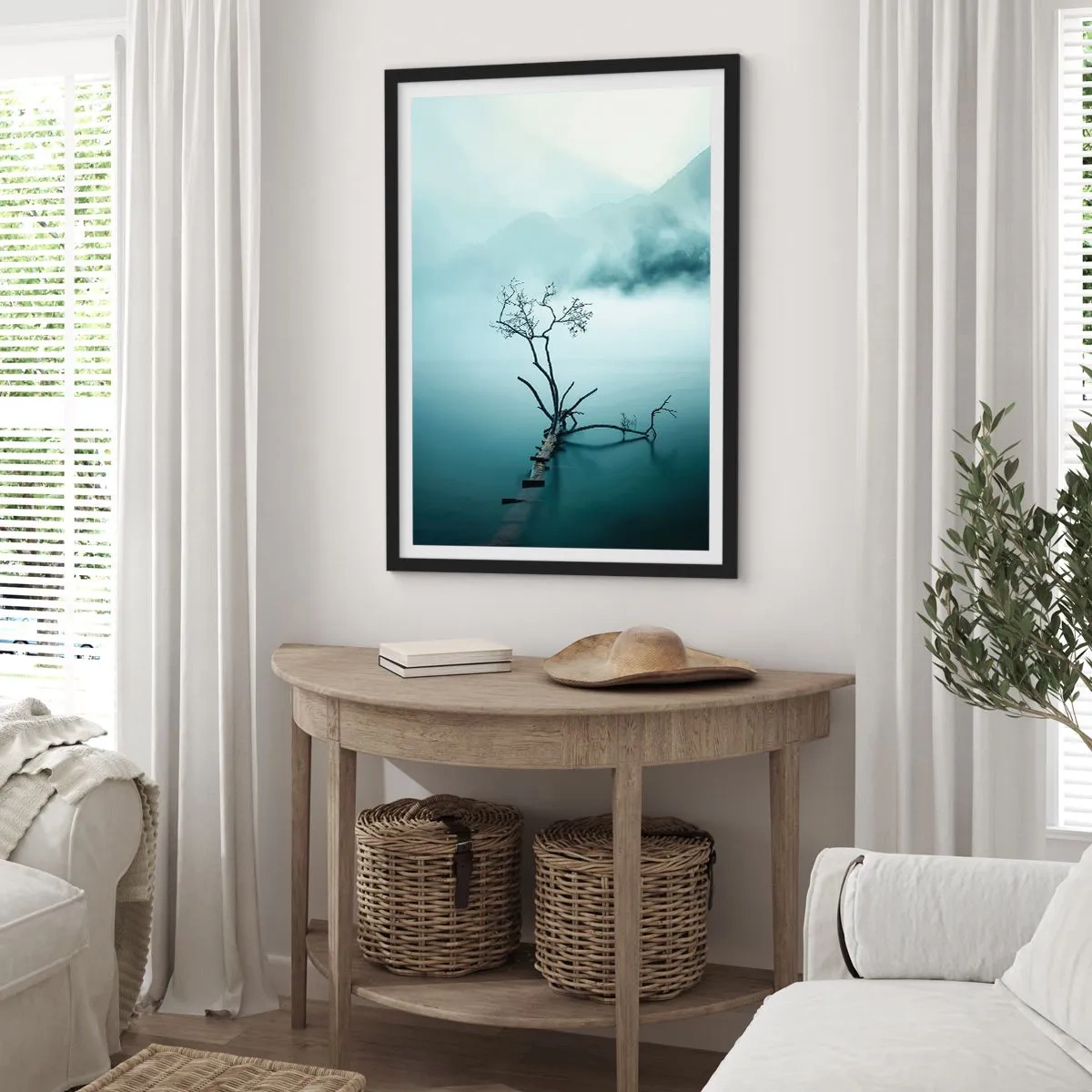 Poster in einem schwarzem Rahmen - Aus Wasser und Nebel - 61x91 cm
