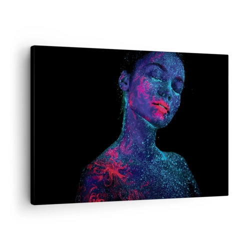 Bild auf Leinwand - Leinwandbild - Porträt einer Frau in Neonfarben auf schwarzem Hintergrund - 70x50cm - Im Sternenstaub - Moderne Wanddekoration für Wohnzimmer und Schlafzimmer ARTTOR
