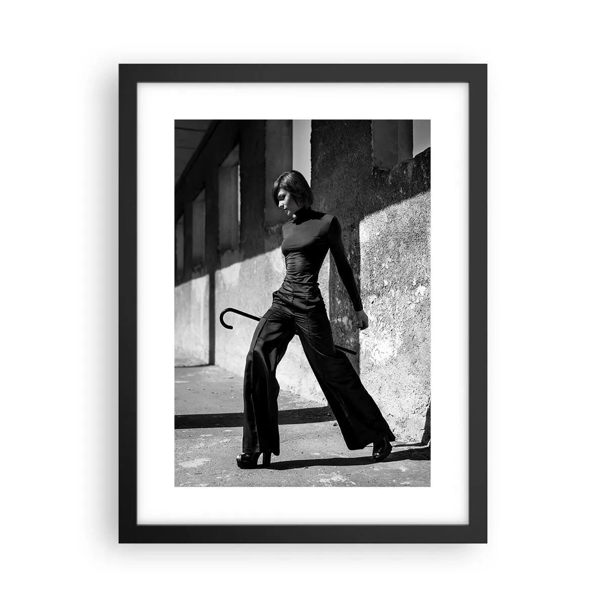 Poster in einem schwarzem Rahmen - Urbane Eleganz - 30x40 cm