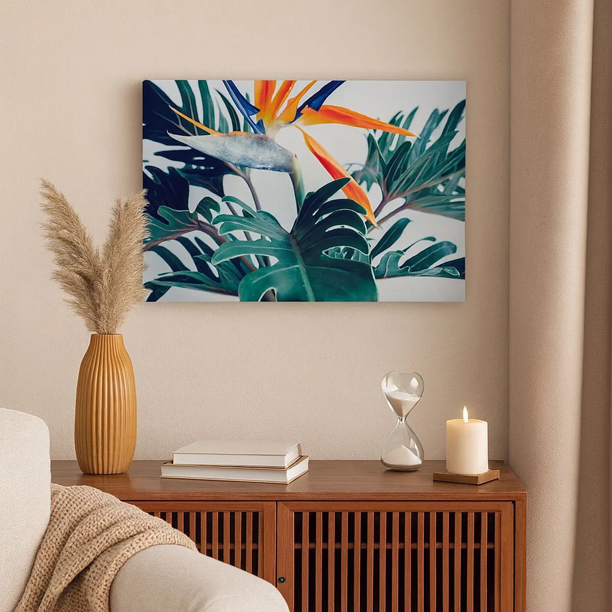 Bild auf Leinwand - Leinwandbild - Strelitzia-Blüte, umgeben von Blättern in hellem Licht - 70x50cm - Vogelbusch - Moderne Wanddekoration für Wohnzimmer und Schlafzimmer ARTTOR