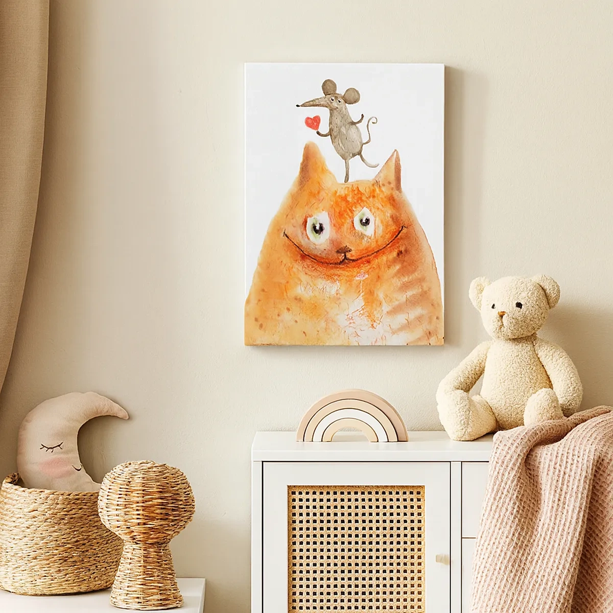 Bild auf Leinwand - Leinwandbild - Eine Zeichnung einer Katze mit einer Maus auf dem Kopf, die ein Herz hält - 50x70cm - Paradoxien der Liebe - Moderne Wanddekoration für Wohnzimmer und Schlafzimmer ARTTOR