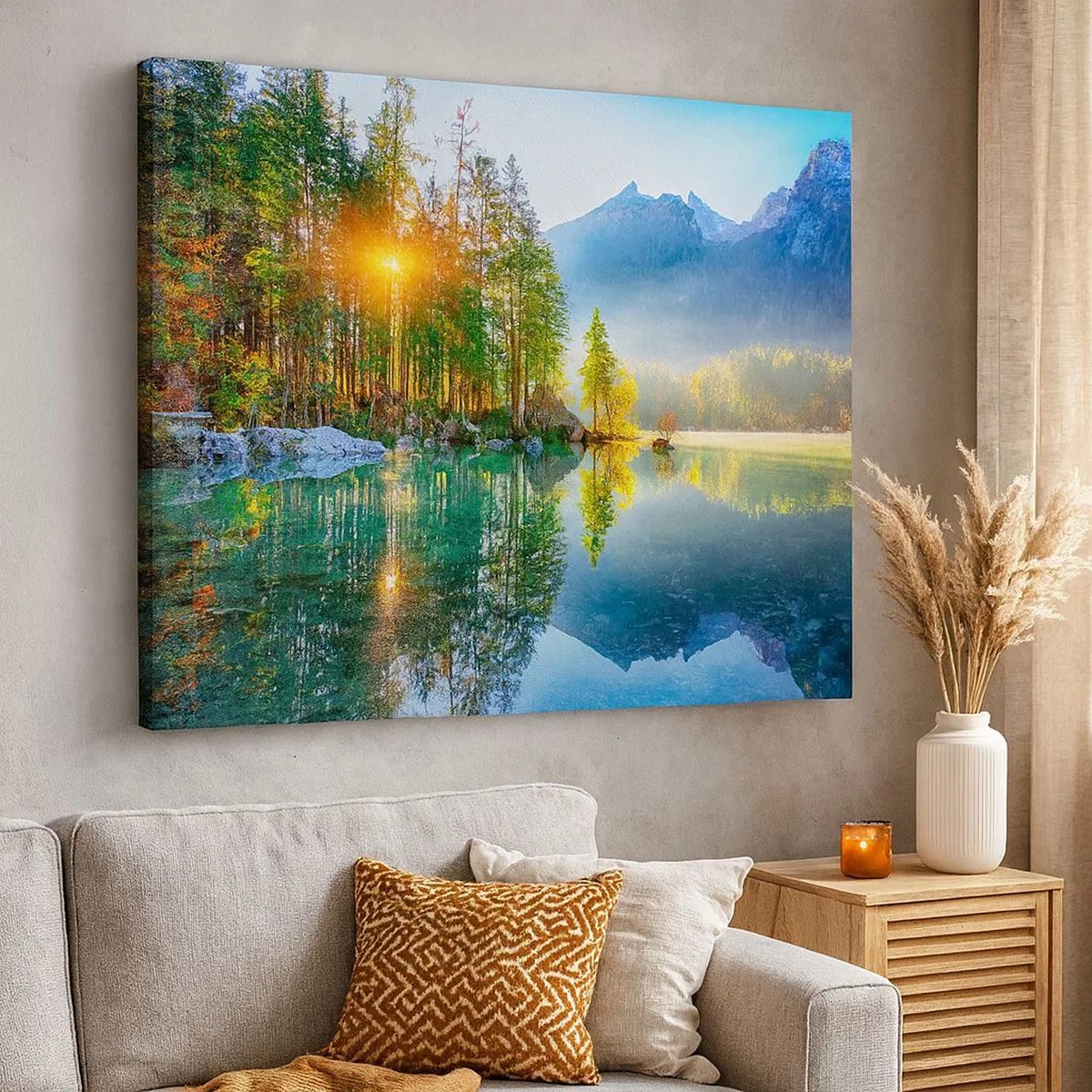 Bild auf Leinwand - Leinwandbild - Ein See, umgeben von Bergen und Wäldern in den Strahlen der Sonne - 70x50cm - Majestät und Süße - Moderne Wanddekoration für Wohnzimmer und Schlafzimmer ARTTOR