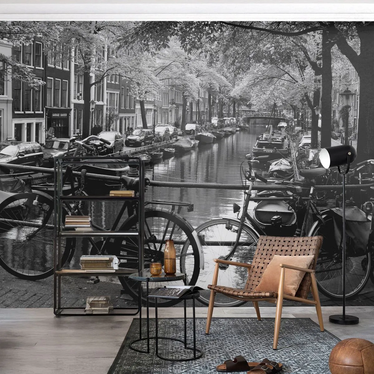 Selbstklebende Fototapete Deluxe Sticker - Ein sehr holländischer Anblick - Amsterdam, Fahrrad, Die Architektur - 450x315 cm
