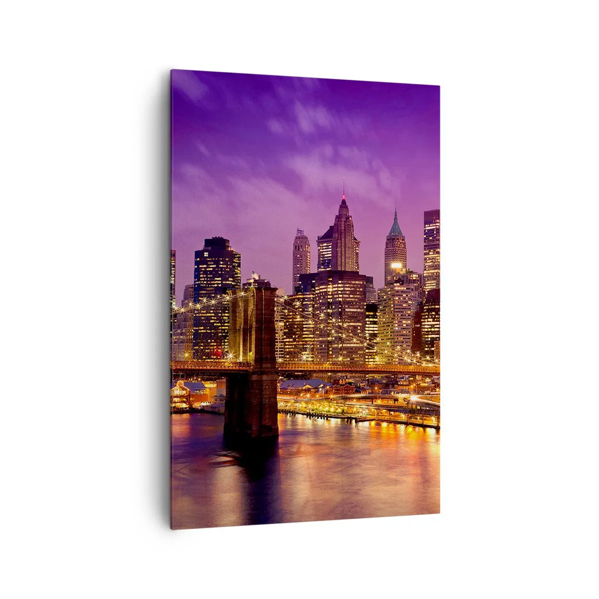 Bild auf Leinwand - Leinwandbild - Panorama der Stadt mit der Brücke im Abendlicht vor dem violetten Himmel - 80x120cm - Violett-goldenes Manhathann - Moderne Wanddekoration für Wohnzimmer und Schlafzimmer ARTTOR