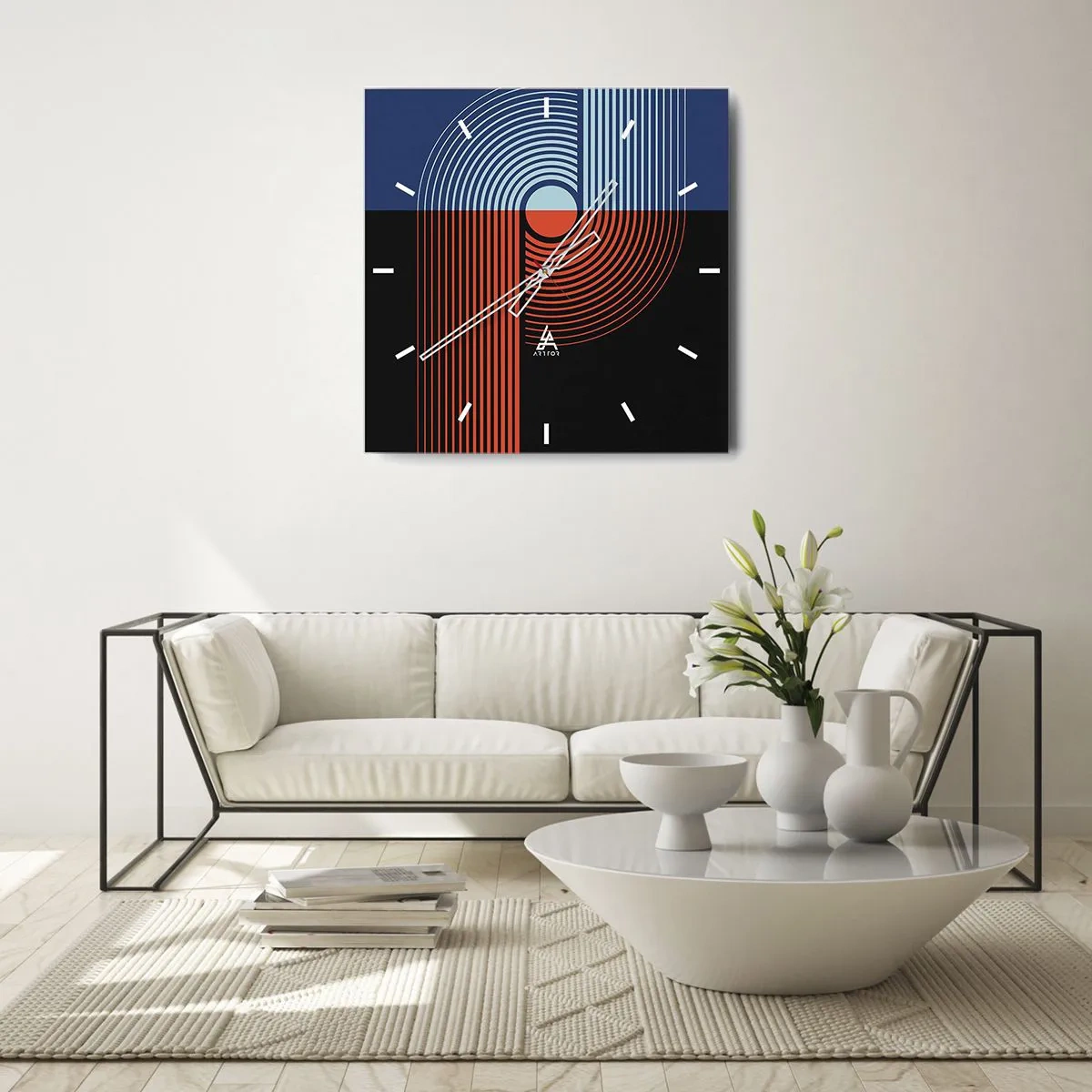 Wanduhr - Glasuhr - Geometrische Abstraktion mit Linien in Marineblau und Orange. - 30x30cm - In einer geometrischen Umarmung - Moderne Wanddekoration für Wohnzimmer und Schlafzimmer ARTTOR