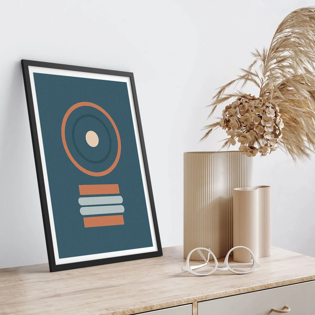 Poster in einem schwarzem Rahmen - Geometrisches Muster mit Kreisen und Rechtecken in Blau- und Brauntönen - 50x70cm - Das Wesen der Dinge - Moderne Wanddekoration für Wohnzimmer und Schlafzimmer ARTTOR