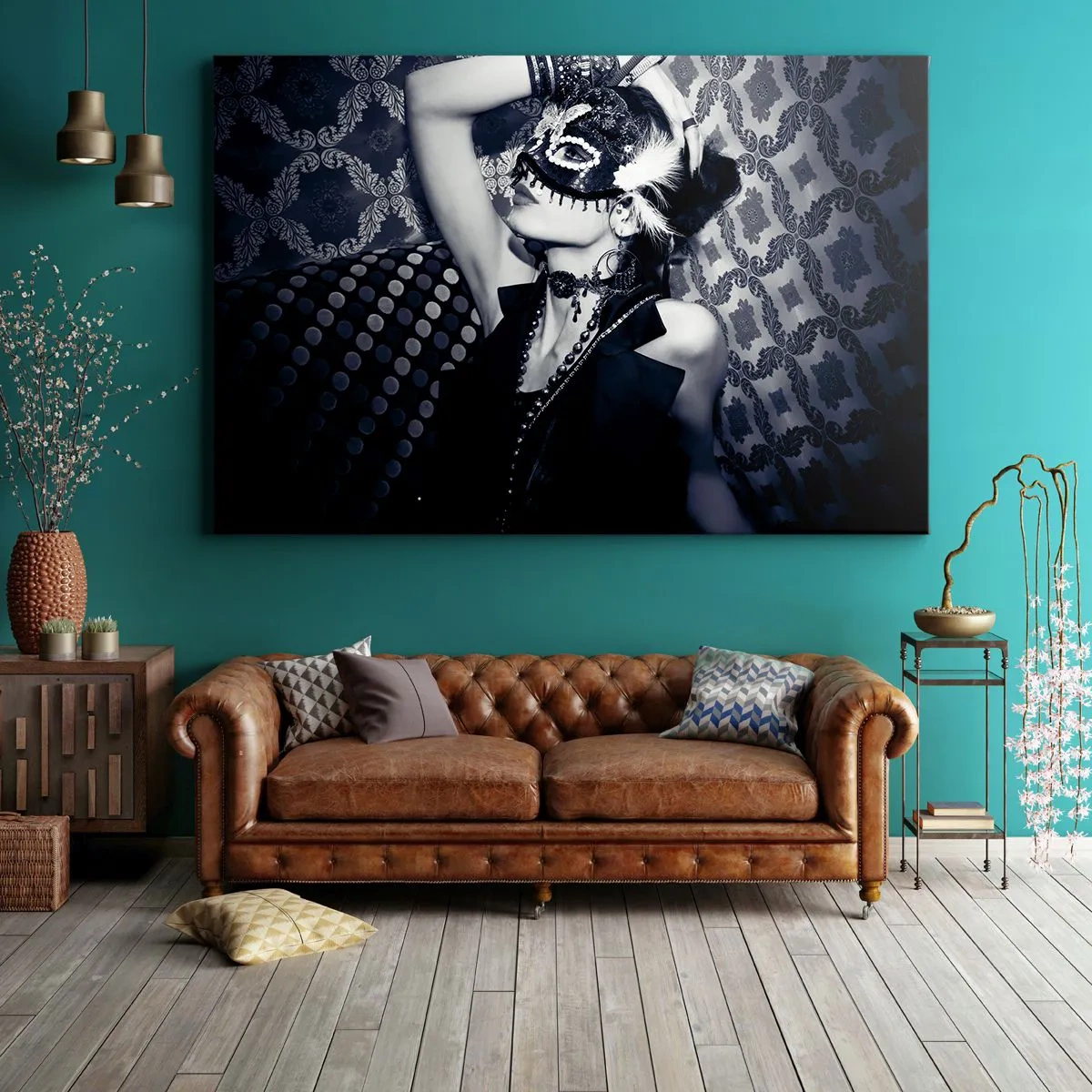 Bild auf Leinwand - Leinwandbild - Eine Frau mit einer venezianischen Maske vor einem Hintergrund aus kunstvollen Mustern. - 70x50cm - Dekorationen, Ornamente, Muster ... - Moderne Wanddekoration für Wohnzimmer und Schlafzimmer ARTTOR