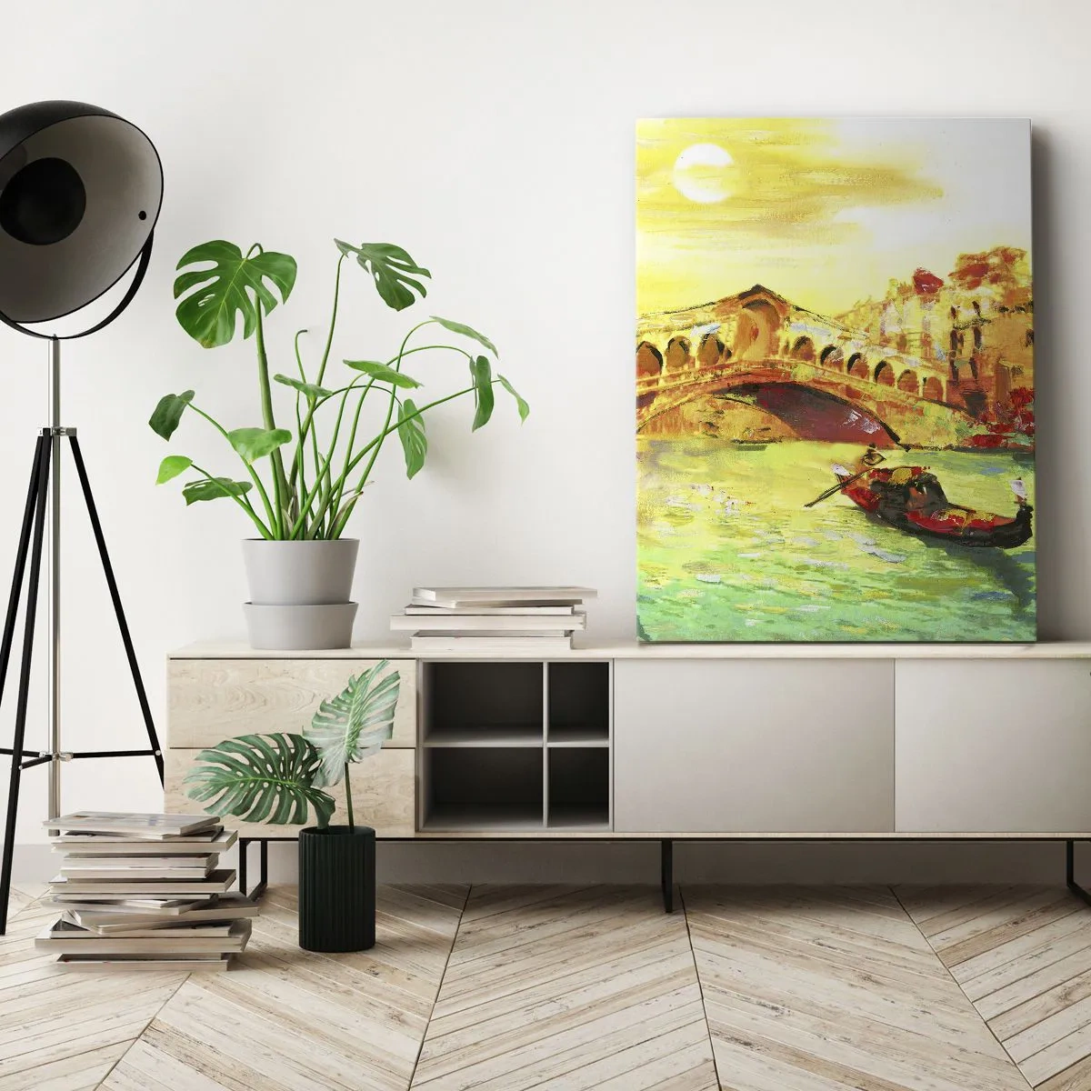 Bild auf Leinwand - Leinwandbild - Eine malerische Brücke über den Kanal mit einer Gondel im Licht der untergehenden Sonne - 80x120cm - Eine Pilgerreise der Liebenden - Moderne Wanddekoration für Wohnzimmer und Schlafzimmer ARTTOR
