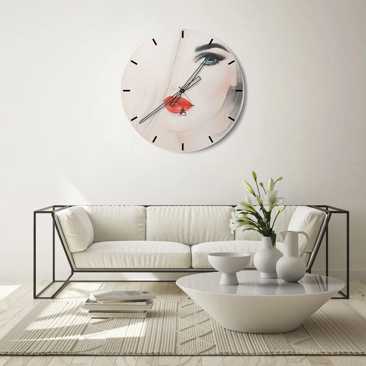 Wanduhr - Glasuhr - Künstlerisches Porträt einer Frau mit roten Lippen und blauen Augen - 30x30cm - Es hypnotisiert und berauscht - Moderne Wanddekoration für Wohnzimmer, Küche und Schlafzimmer ARTTOR