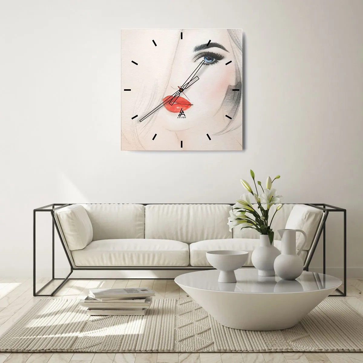 Wanduhr - Glasuhr - Ein minimalistisches Porträt einer Frau mit blauen Augen und roten Lippen. - 30x30cm - Es hypnotisiert und berauscht - Moderne Wanddekoration für Wohnzimmer und Schlafzimmer ARTTOR