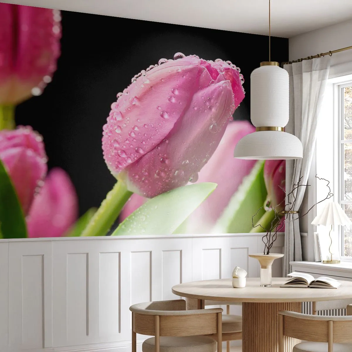 Maßgeschneiderte Fototapete Premium Sand - Lila Traum im Tau - Blumen, Tulpen, Blumenstrauß