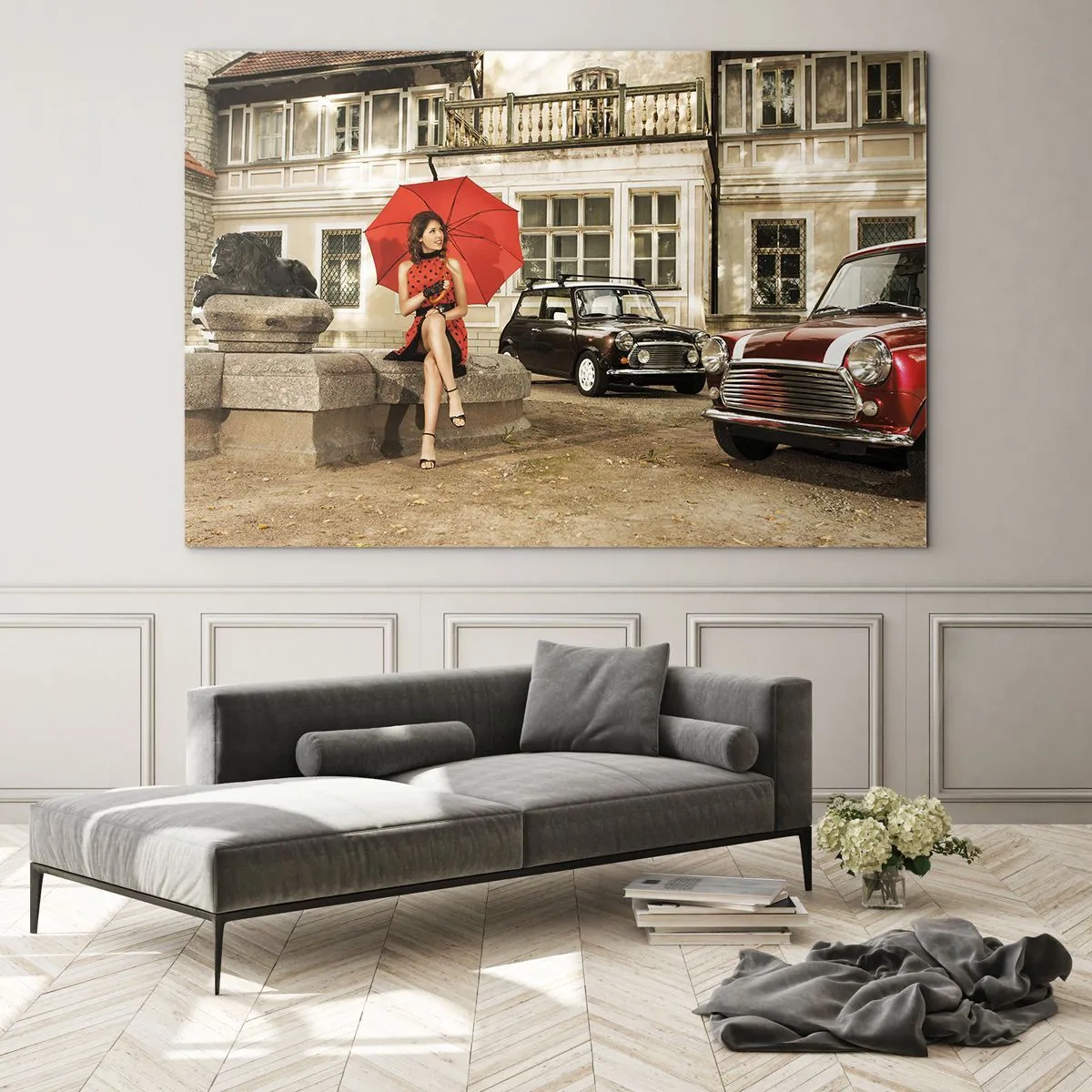 Glasbild - Bild auf glas - Frau mit rotem Regenschirm und Oldtimern - 120x80cm - Eine sentimentale Minireise - Moderne Wanddekoration für Wohnzimmer und Schlafzimmer ARTTOR