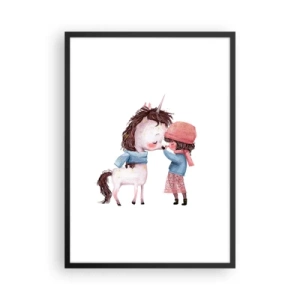Poster in einem schwarzem Rahmen - Ein Mädchen und ein Einhorn in Winterkleidung umarmen sich - 50x70cm - Ein Wintermärchen - Moderne Wanddekoration für Wohnzimmer und Schlafzimmer ARTTOR