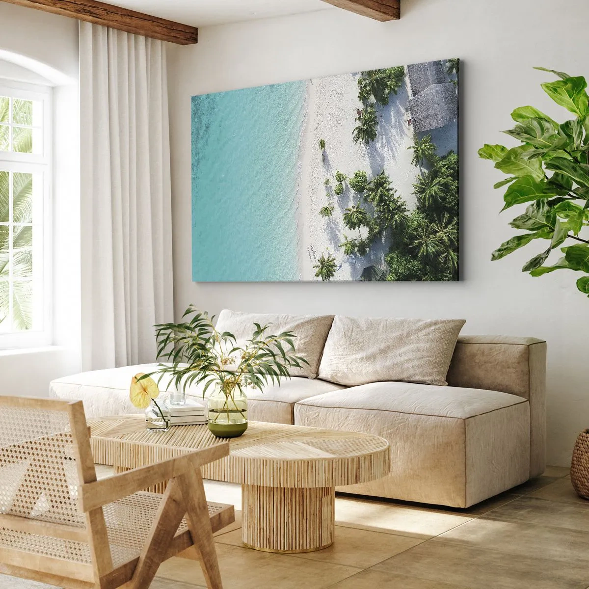 Bild auf Leinwand - Leinwandbild - Eine Vogelperspektive auf einen tropischen Strand mit türkisfarbenem Wasser und Palmen - 120x80cm - Urlaub im Paradies - Moderne Wanddekoration für Wohnzimmer und Schlafzimmer ARTTOR