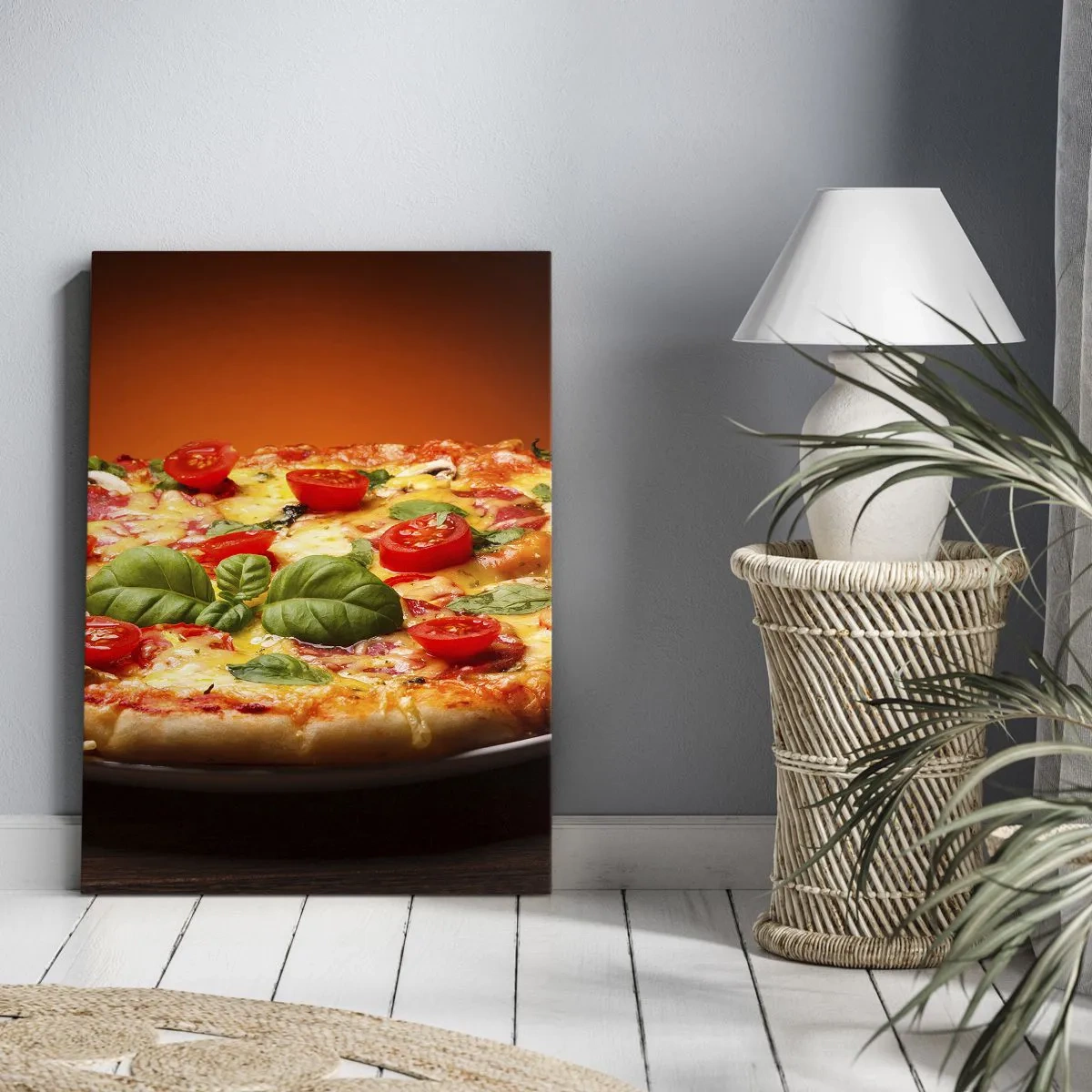 Bild auf Leinwand - Leinwandbild - Pizza mit Tomaten und Basilikum auf einem Holztisch - 50x70cm - Mamma Mia! - Moderne Wanddekoration für Wohnzimmer und Schlafzimmer ARTTOR
