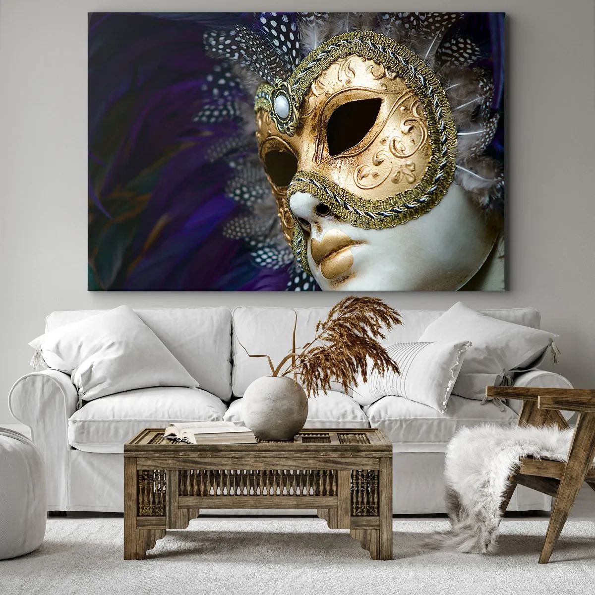 Bild auf Leinwand - Leinwandbild - Goldene venezianische Maske mit dekorativen Federn und Ornamenten - 100x70cm - Venezianisches Porträt in Gold - Moderne Wanddekoration für Wohnzimmer und Schlafzimmer ARTTOR