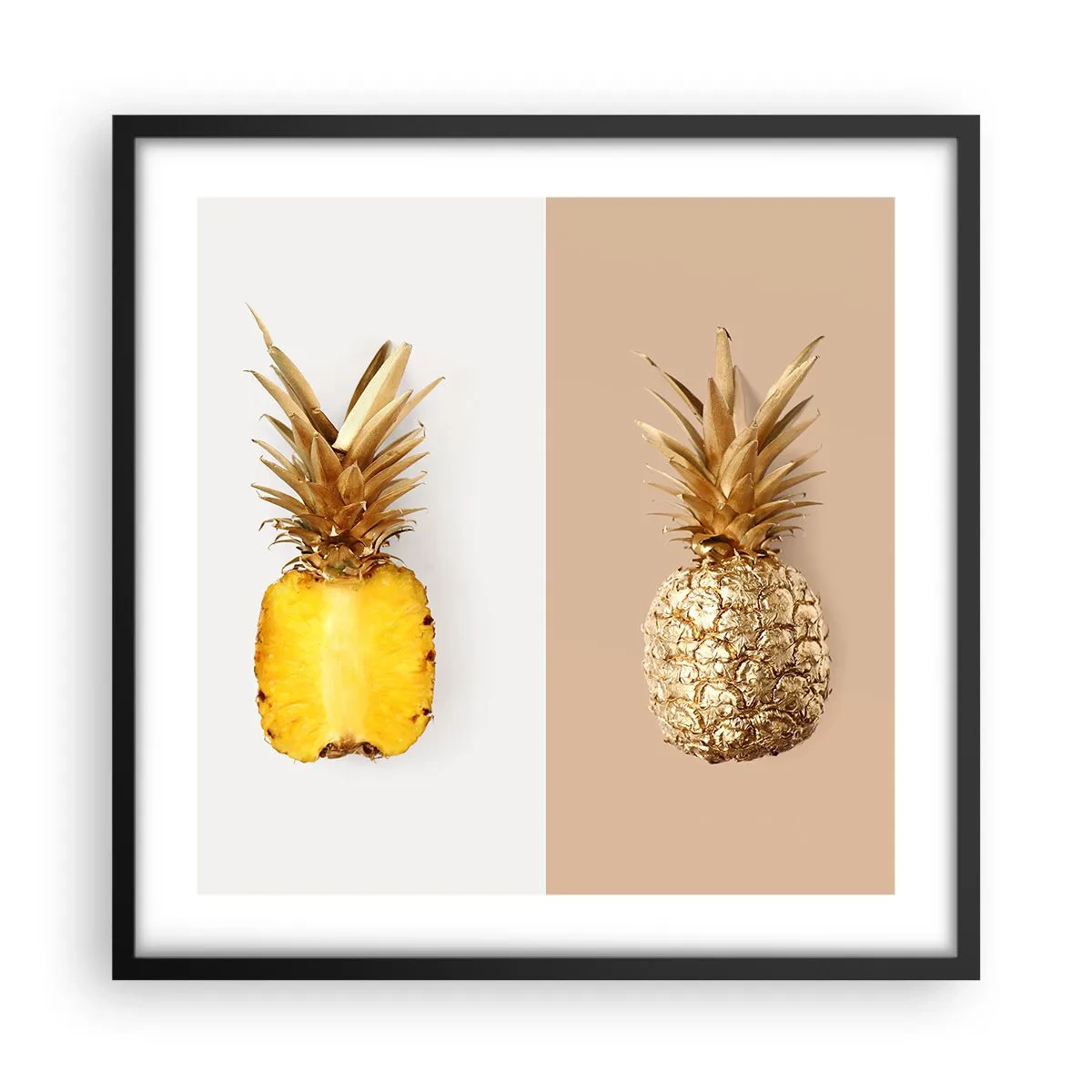 Poster in einem schwarzem Rahmen - Ananas für uns - 50x50 cm