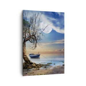 Bild auf Leinwand - Leinwandbild - Ein einsamer Baum und ein Boot auf ruhigem Wasser unter Vollmond. - 50x70cm - Ist das das Ende oder der Anfang? - Moderne Wanddekoration für Wohnzimmer und Schlafzimmer ARTTOR