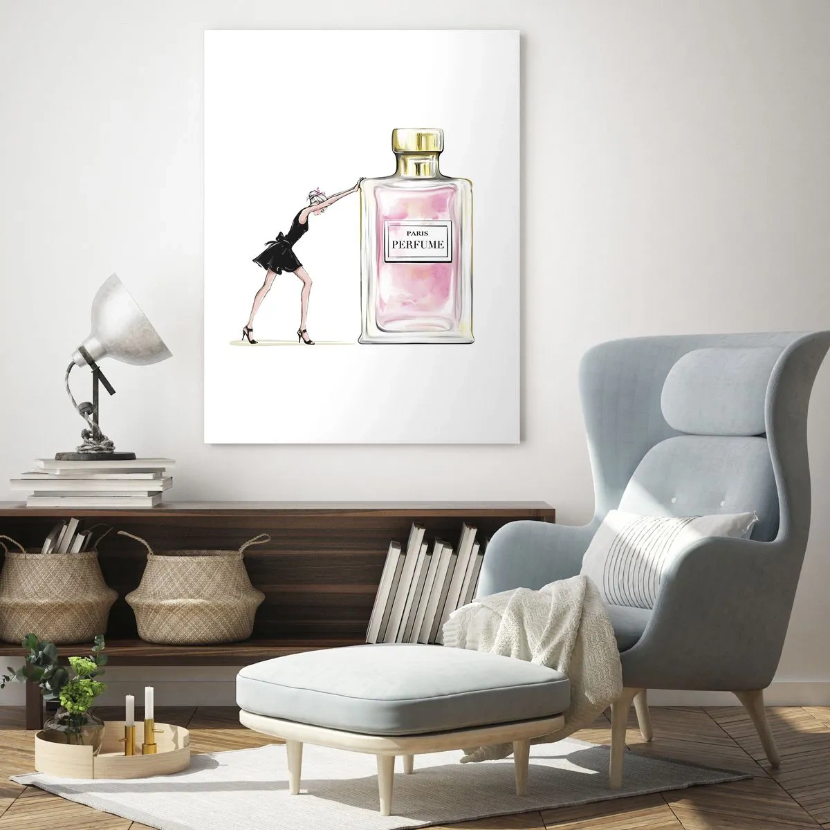 Glasbild - Bild auf glas - Eine Frau in einem schwarzen Kleid neben einer Parfümflasche - 70x100cm - Essenz der Weiblichkeit - Moderne Wanddekoration für Wohnzimmer und Schlafzimmer ARTTOR