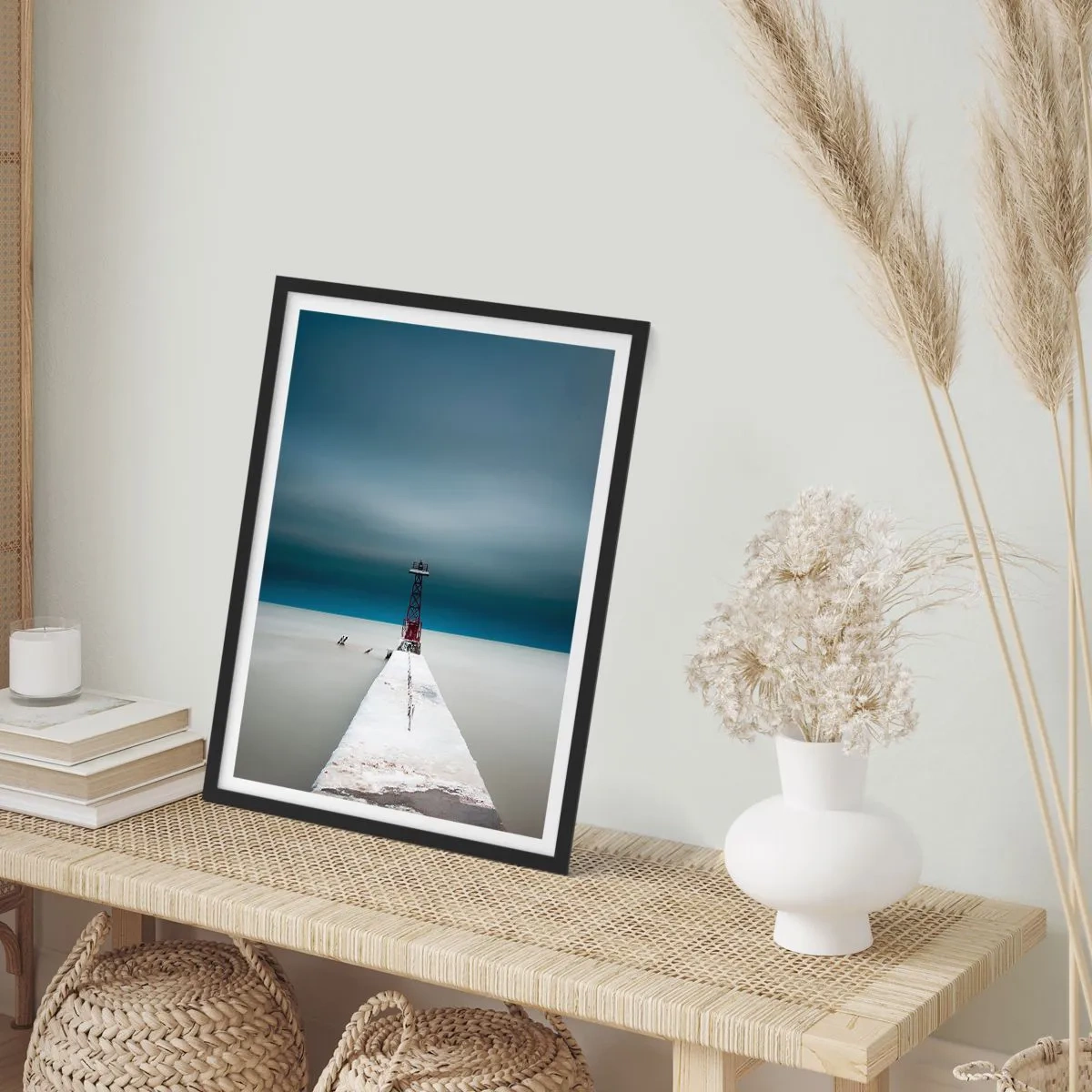 Poster in einem schwarzem Rahmen - Um der Weite zu begegnen - 70x100 cm