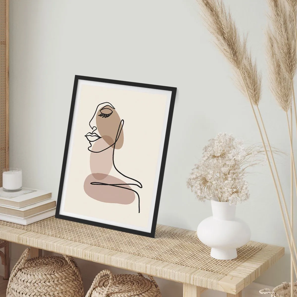 Poster in einem schwarzem Rahmen - Ein minimalistisches Frauenporträt in abstrakten Brauntönen - 50x70cm - Eine gewisse Linie der Schönheit - Moderne Wanddekoration für Wohnzimmer und Schlafzimmer ARTTOR
