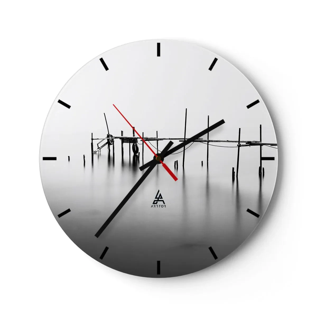 Wanduhr - Glasuhr - Ein minimalistischer Pier auf ruhigem Wasser in Grautönen - 30x30cm - Was ist, wenn es keine Welt gibt? - Moderne Wanddekoration für Wohnzimmer, Küche und Schlafzimmer ARTTOR