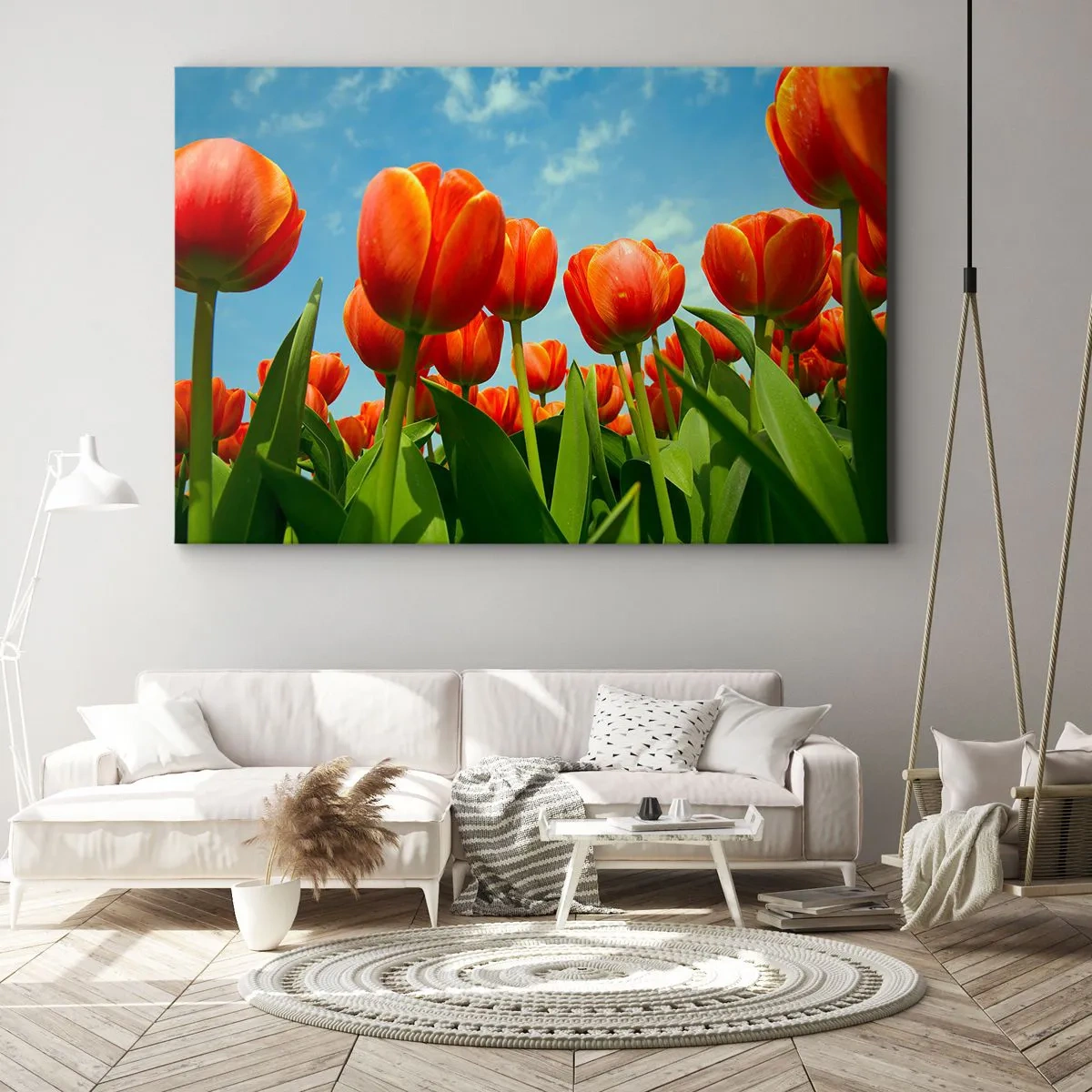 Bild auf Leinwand - Leinwandbild - Ein Feld mit roten und orangefarbenen Tulpen vor blauem Himmel - 100x70cm - Außer dem blauen Himmel brauchen sie nichts in ihrem Leben - Moderne Wanddekoration für Wohnzimmer und Schlafzimmer ARTTOR