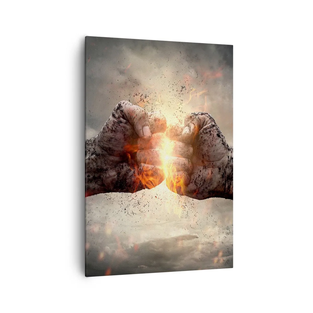 Bild auf Leinwand - Leinwandbild - Geballte Fäuste in einer dynamischen Brandszene - 70x100cm - Steh auf für einen Kampf - Moderne Wanddekoration für Wohnzimmer und Schlafzimmer ARTTOR