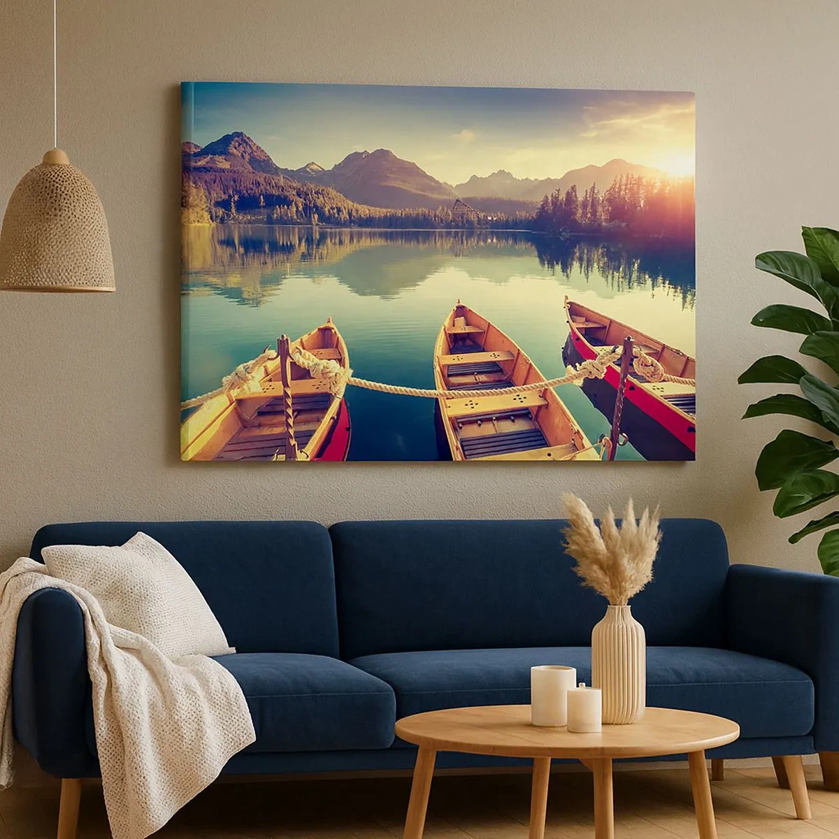 Bild auf Leinwand - Leinwandbild - Boote auf einem ruhigen See, umgeben von Bergen bei Sonnenuntergang - 70x50cm - Lebe nach ihren Gesetzen - Moderne Wanddekoration für Wohnzimmer und Schlafzimmer ARTTOR