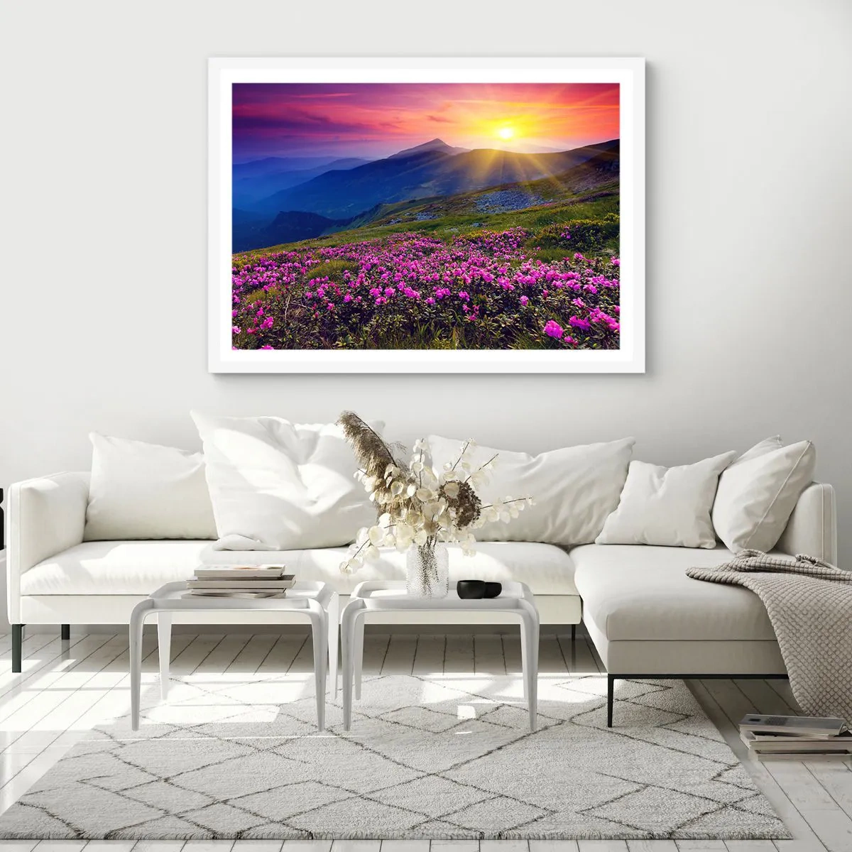 Poster in einem weißen Rahmen - … Und drumherum duftet es nach Latschenkiefer und dem Duft von Kräutern - 100x70 cm