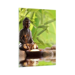 Glasbild - Bild auf glas - Eine Buddha-Figur mit einer brennenden Kerze in einer grünen Umgebung - 50x70cm - Das Leben ist wunderschoen - Moderne Wanddekoration für Wohnzimmer und Schlafzimmer ARTTOR