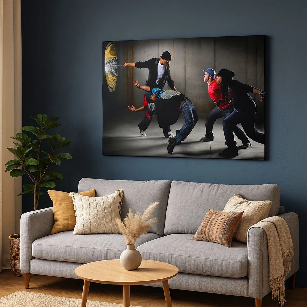 Bild auf Leinwand - Leinwandbild - Eine Gruppe von Hip-Hop-Tänzern in einer dynamischen Choreographie - 70x50cm - Tanzen mit dem Straßenwind - Moderne Wanddekoration für Wohnzimmer und Schlafzimmer ARTTOR