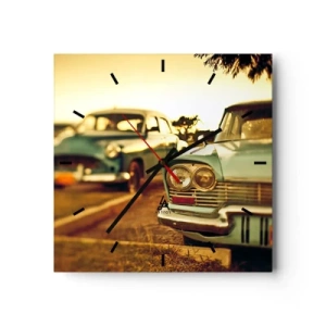 Wanduhr - Glasuhr - Oldtimer im warmen Licht des Sonnenuntergangs - 30x30cm - Wir werden abwarten und sehen - Moderne Wanddekoration für Wohnzimmer und Schlafzimmer ARTTOR