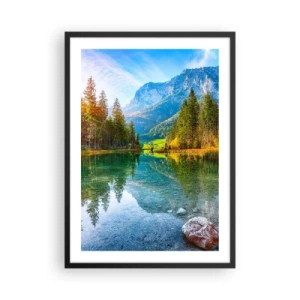 Poster in einem schwarzem Rahmen - Ein See in den Bergen, umgeben von Bäumen und der Spiegelung der Berge im Wasser - 50x70cm - Die Sanftheit des Herbstes - Moderne Wanddekoration für Wohnzimmer und Schlafzimmer ARTTOR
