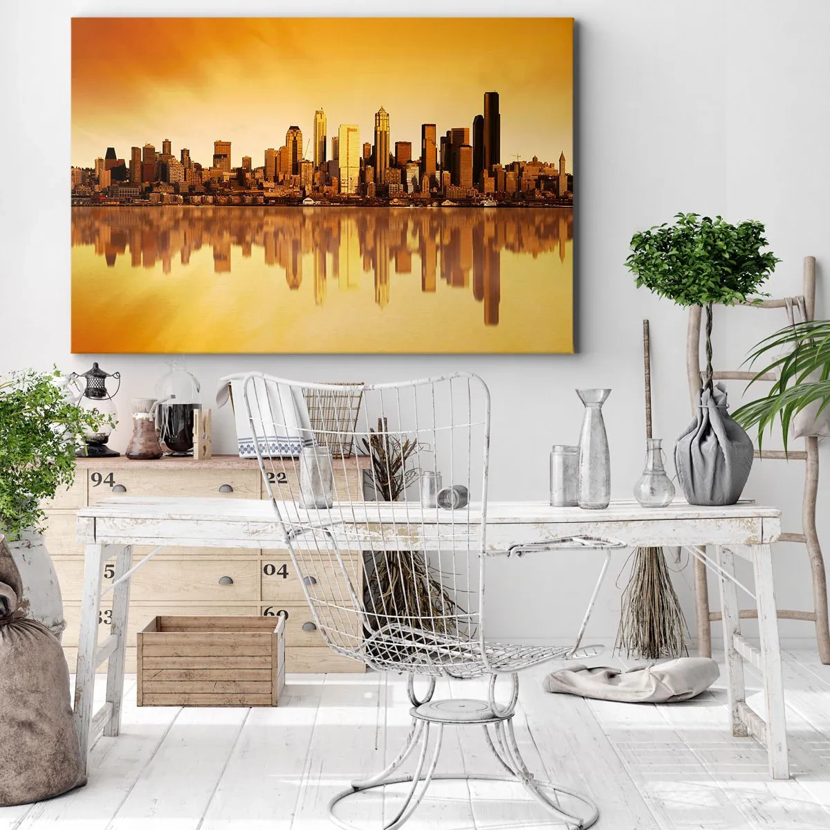 Bild auf Leinwand - Leinwandbild - Stadtpanorama spiegelt sich im Wasser bei Sonnenuntergang - 70x50cm - Die Stille der Metropole - Moderne Wanddekoration für Wohnzimmer und Schlafzimmer ARTTOR