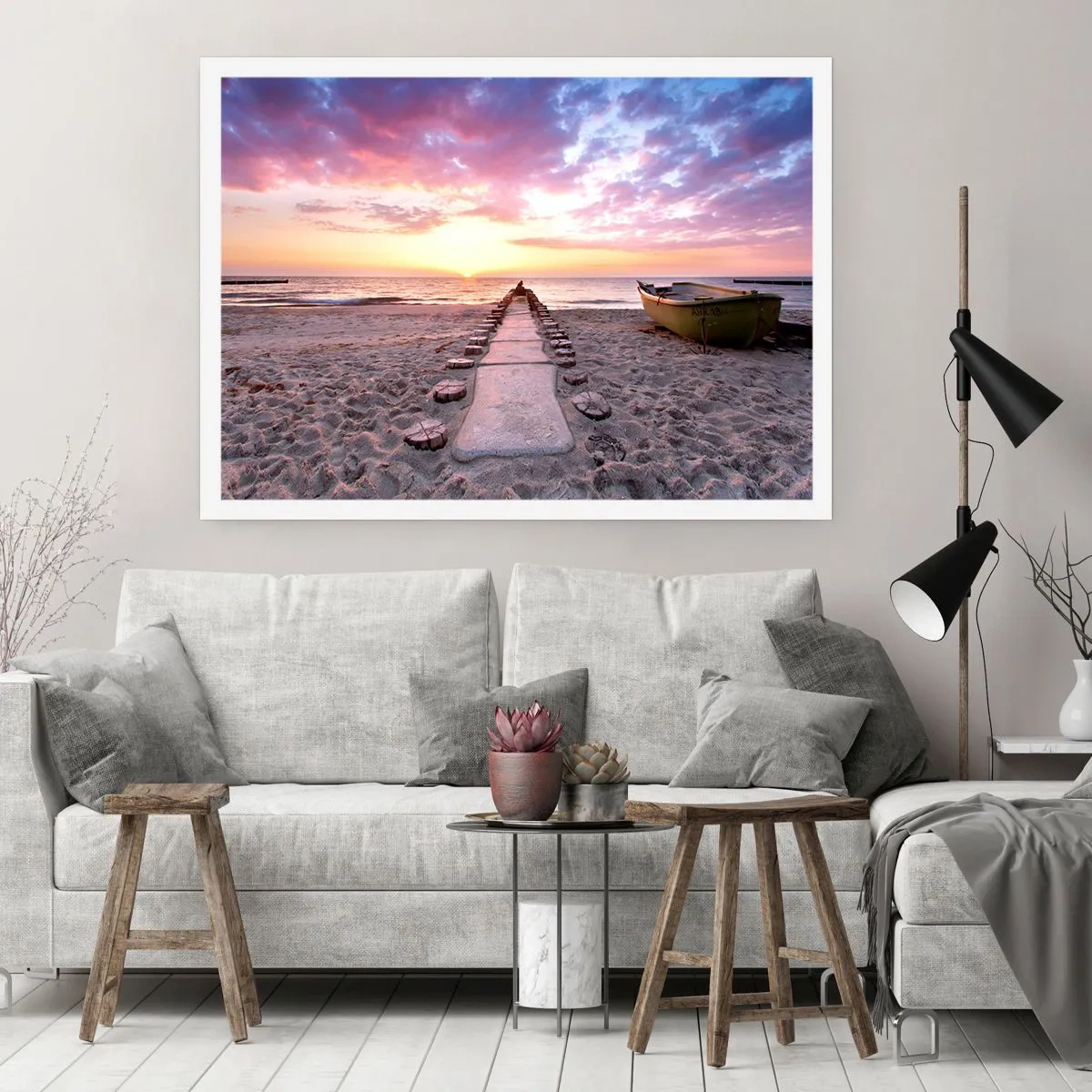 Poster - Sunrise Beach mit Boot und Pier - 100x70cm - Ein Moment tiefer Erfahrung - Moderne Wanddekoration für Wohnzimmer und Schlafzimmer ARTTOR