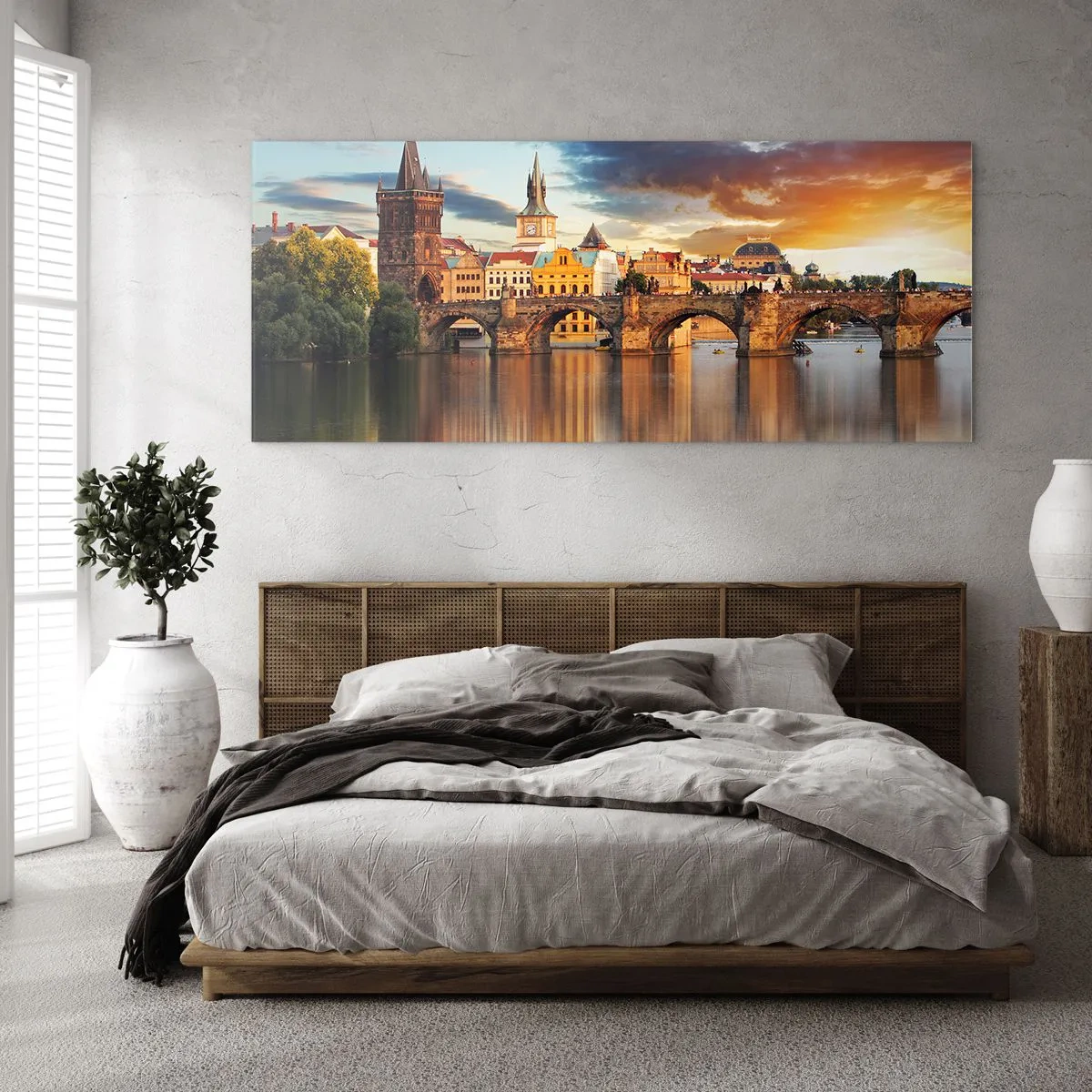 Glasbild - Bild auf glas - Die historische Brücke über den Fluss im Licht der untergehenden Sonne - 120x50cm - Schön seit Ewigkeiten - Moderne Wanddekoration für Wohnzimmer und Schlafzimmer ARTTOR