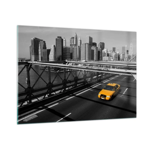 Glasbild - Bild auf glas - Ein gelbes Taxi auf einer Brücke mit Blick auf Manhattan - 100x70cm - Die Farbe einer Großstadt - Moderne Wanddekoration für Wohnzimmer und Schlafzimmer ARTTOR