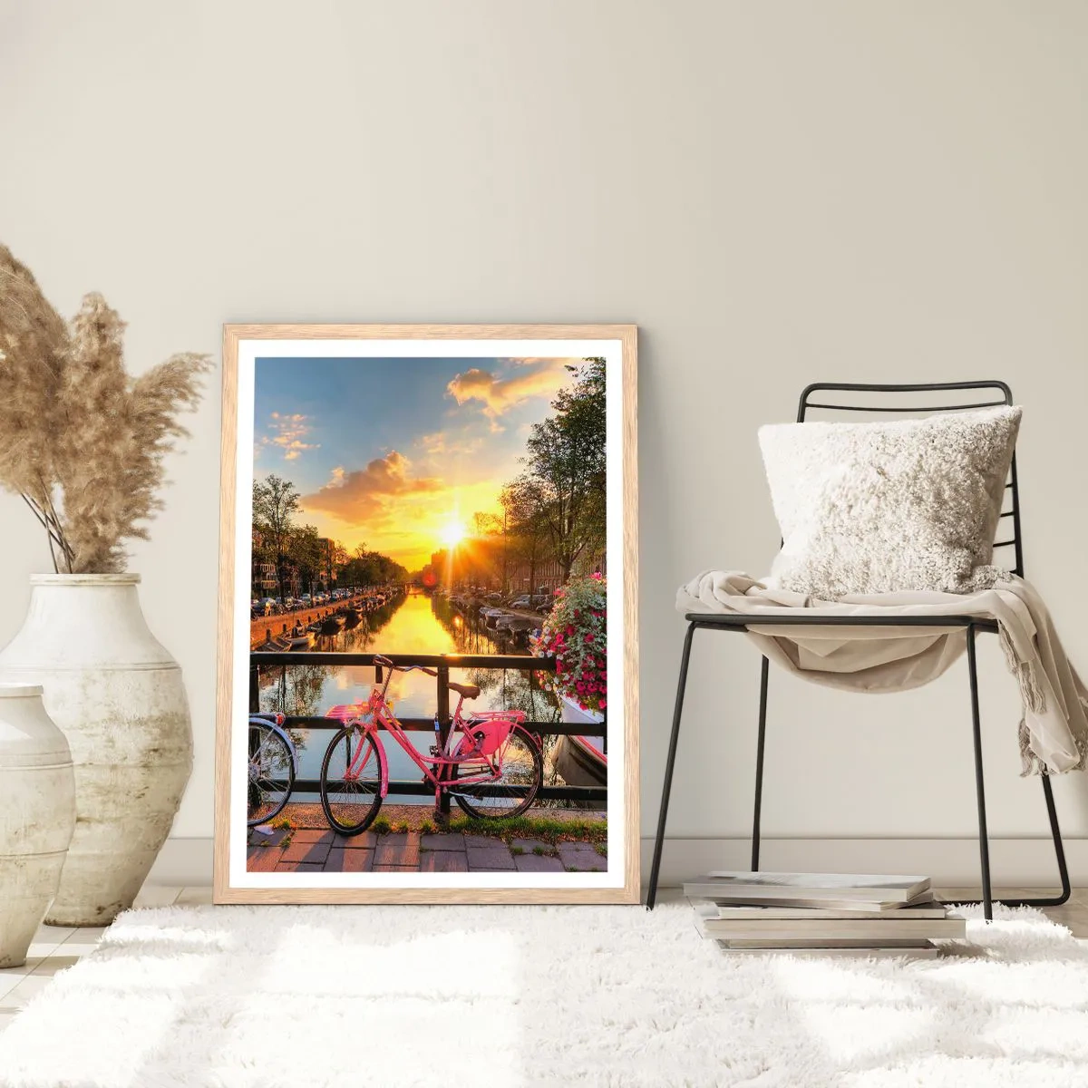 Poster in einem Rahmen aus heller Eiche - Frühlingsmorgen in Amsterdam - 50x70 cm