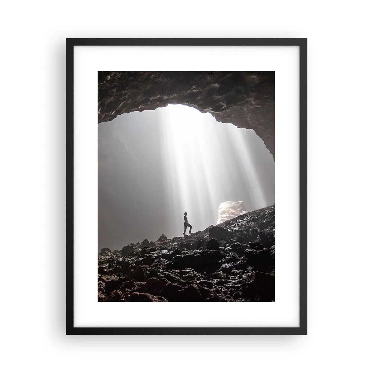 Poster in einem schwarzem Rahmen - Die leuchtende Grotte - 40x50 cm