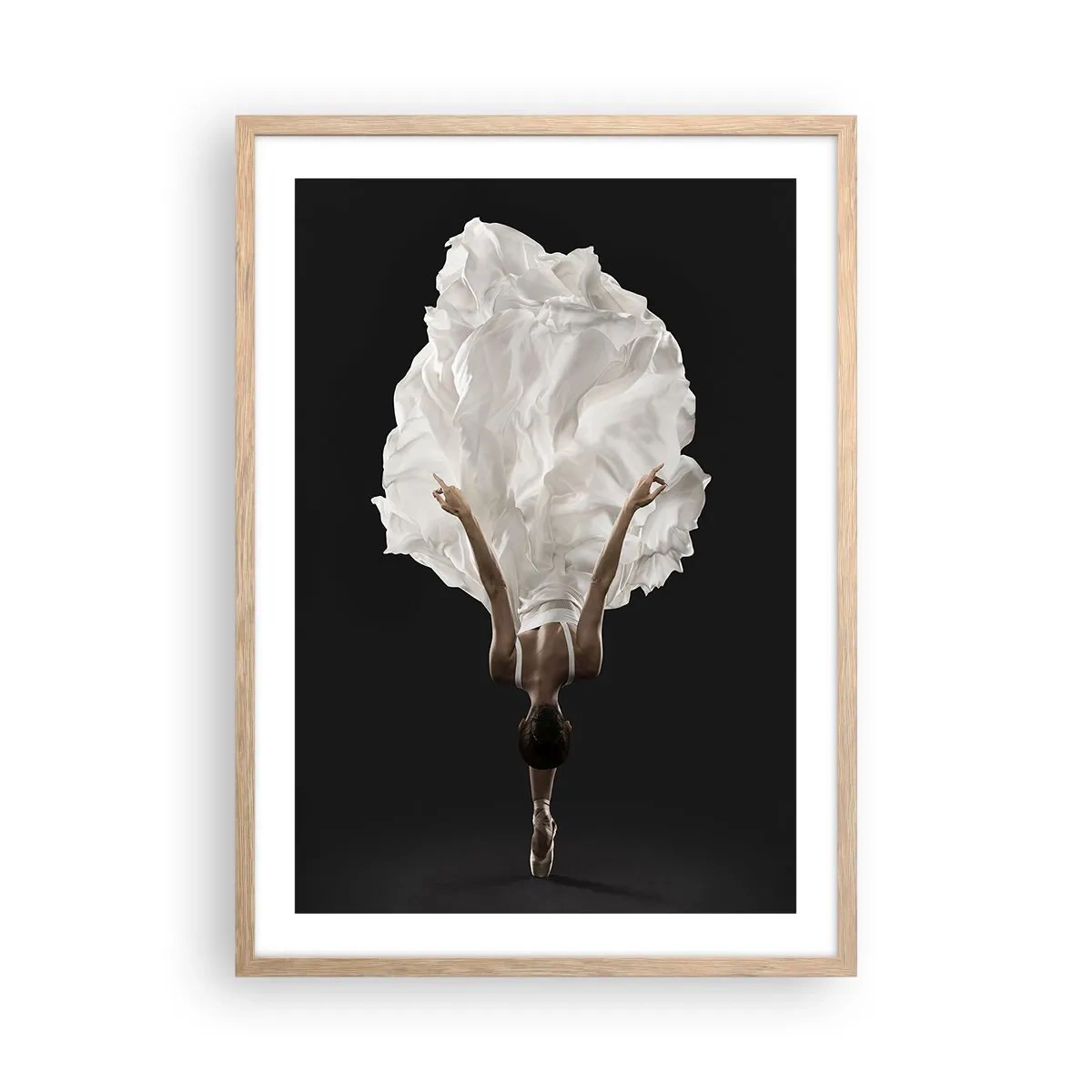 Poster in einem Rahmen aus heller Eiche - Ungewöhnlicher Gürtel - 50x70 cm