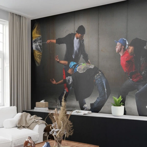 Maßgeschneiderte Fototapete Premium Canvas - Tanzen mit dem Straßenwind - Tanzen, Musik, Menschen