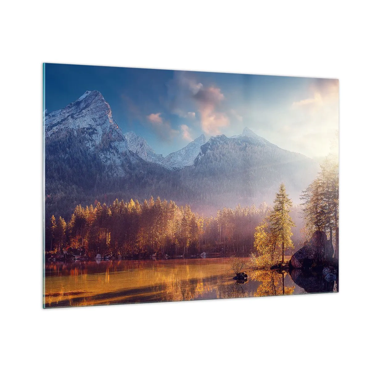 Glasbild - Bild auf glas - Goldenes Morgenlicht über einem von Wald umgebenen Bergsee - 100x70cm - In den Bergen und Tälern - Moderne Wanddekoration für Wohnzimmer und Schlafzimmer ARTTOR