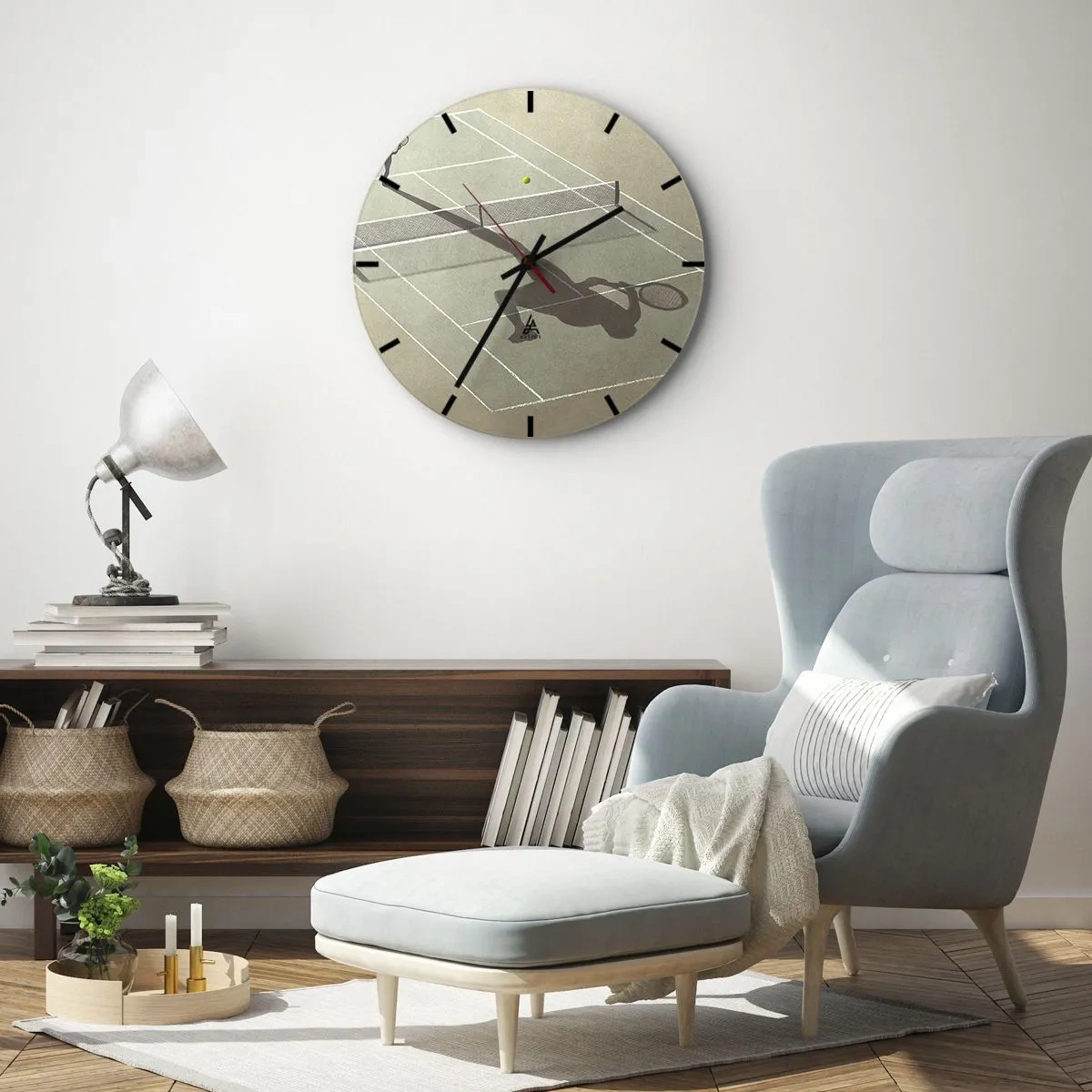 Wanduhr - Glasuhr - Eine minimalistische Silhouette eines Tennisspielers auf dem Platz - 30x30cm - Überwinde dich selbst - Moderne Wanddekoration für Wohnzimmer, Küche und Schlafzimmer ARTTOR