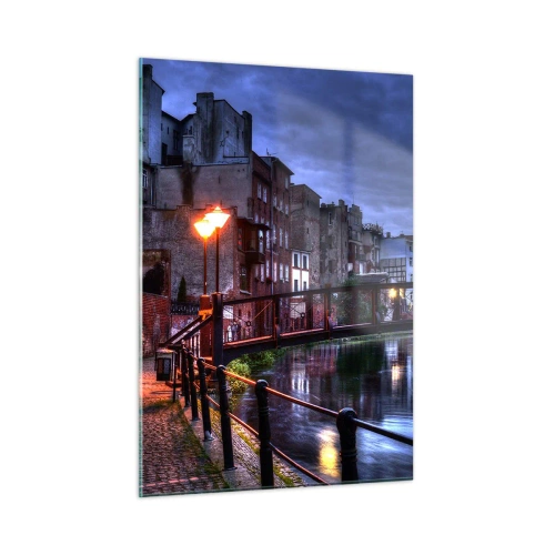 Glasbild - Bild auf glas - Eine charmante Straße entlang des Kanals mit einer Brücke und Abendbeleuchtung - 50x70cm - Solches Bydgoszcz kannte man nicht - Moderne Wanddekoration für Wohnzimmer und Schlafzimmer ARTTOR