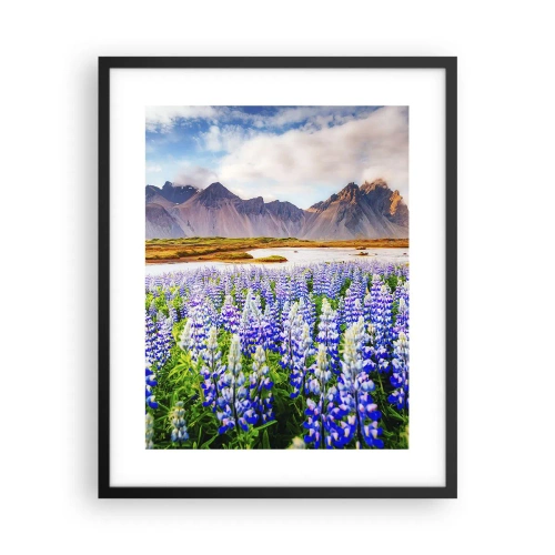 Poster in einem schwarzem Rahmen - Kraft und Strenge neben Sanftmut - 40x50 cm