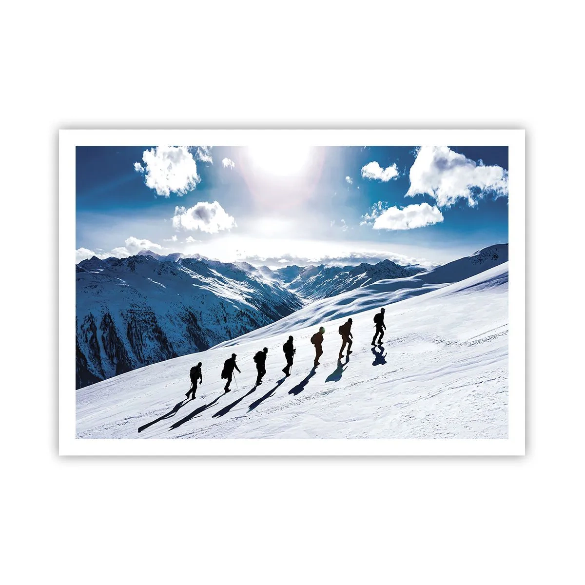 Poster - Eine Gruppe von Bergsteigern wandert einen schneebedeckten Hang hinauf - 100x70cm - Das Team der Eroberer - Moderne Wanddekoration für Wohnzimmer und Schlafzimmer ARTTOR